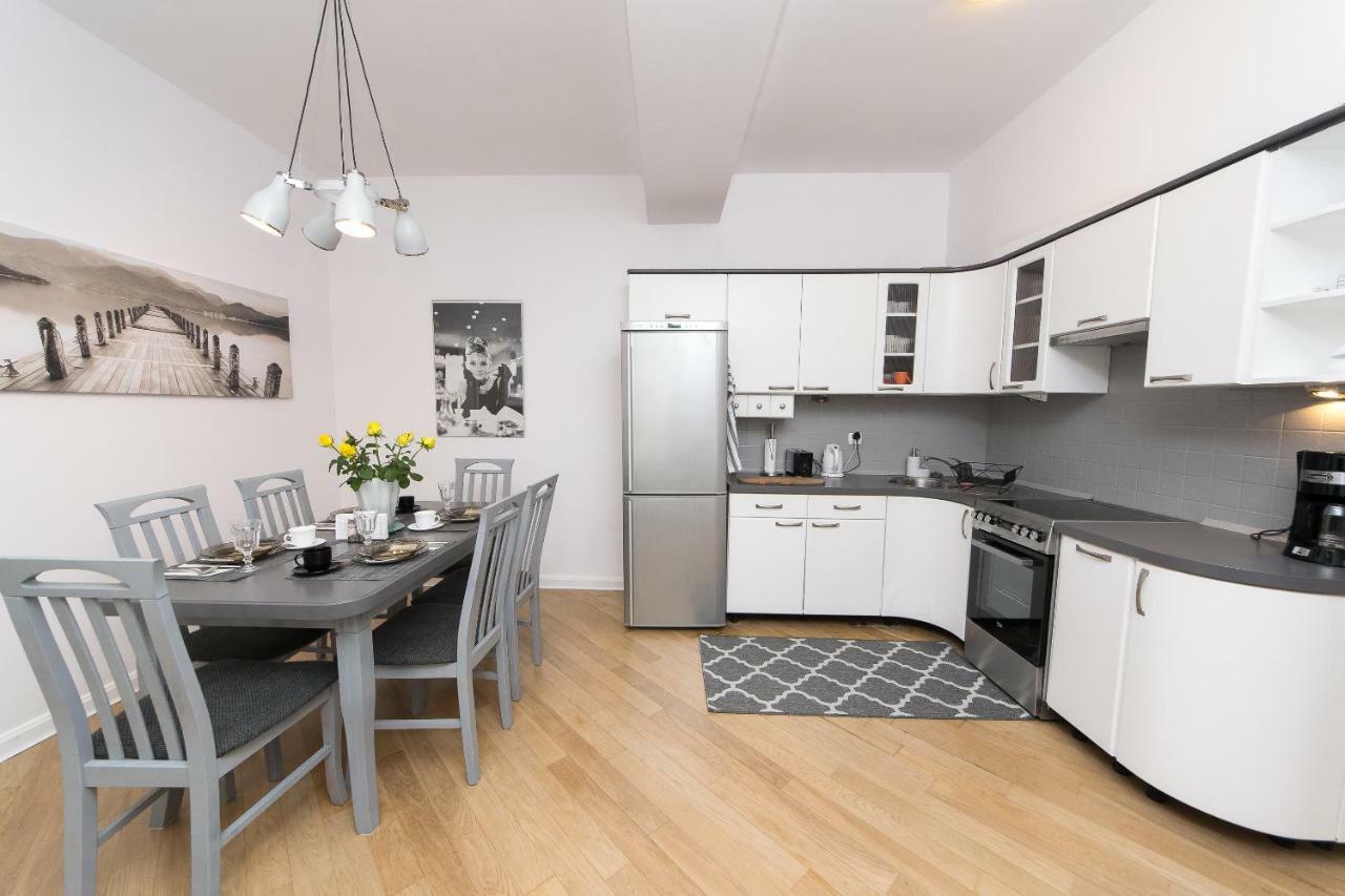 Spacious Apartment In Old Town P4You Pl Krakow Ngoại thất bức ảnh